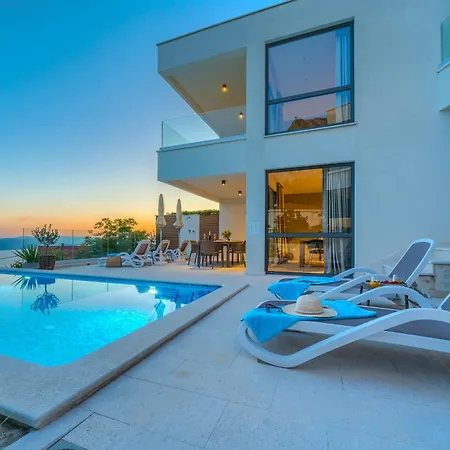 Villa Bellevue Bast Baska Voda