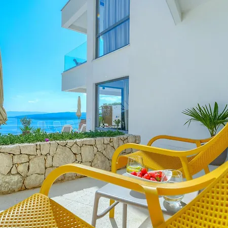 Bellevue Bast فيلة *