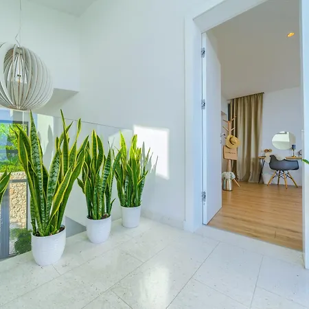 Bellevue Bast * Baška Voda