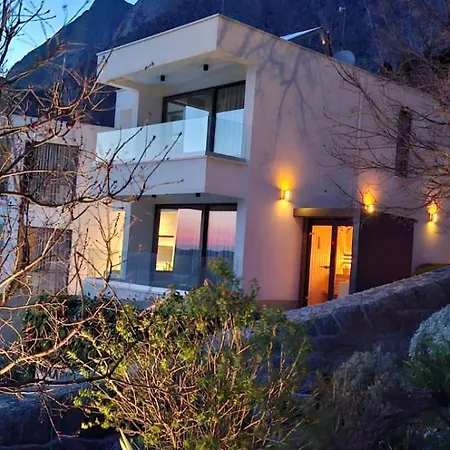 Bellevue Bast Villa Baska Voda
